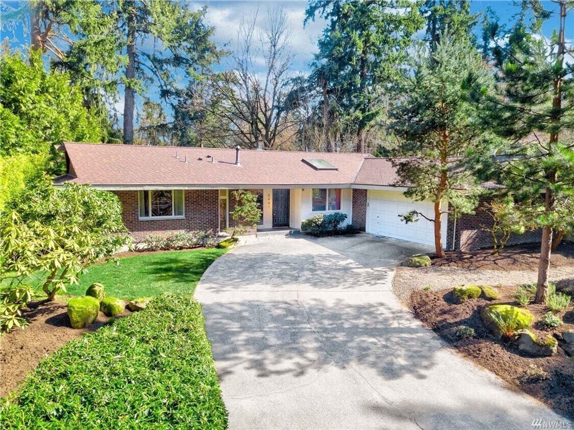 Foto principal - Available March 1st - Beautiful Mercer Isl...