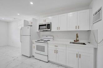 Building Photo - BHM Apartments