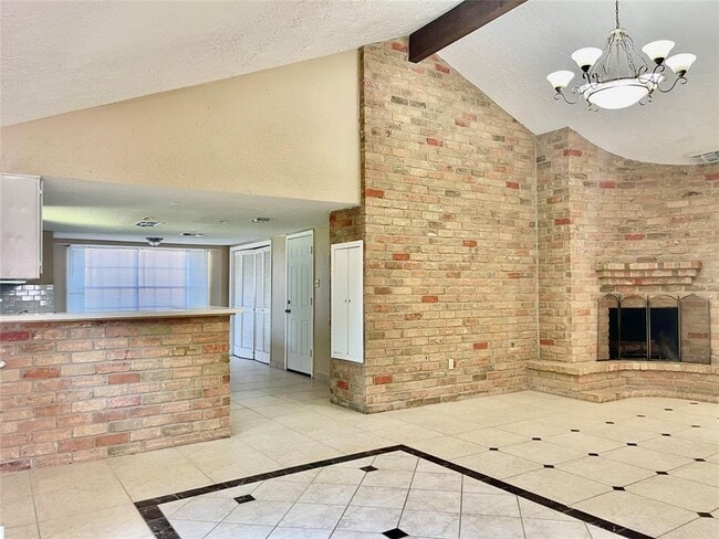 Foto del edificio - 22615 Indian Knoll Dr