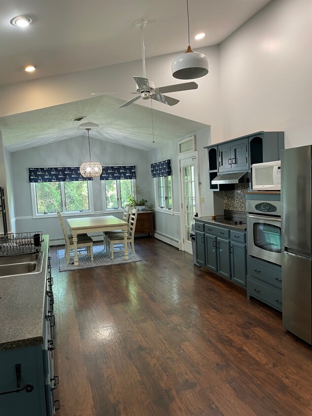 Foto del edificio - 45085 Smiths Nursery Rd