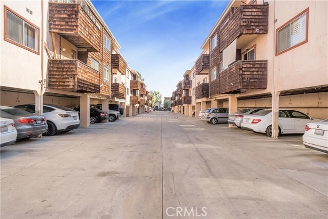 Foto del edificio - 5403 Newcastle Ave