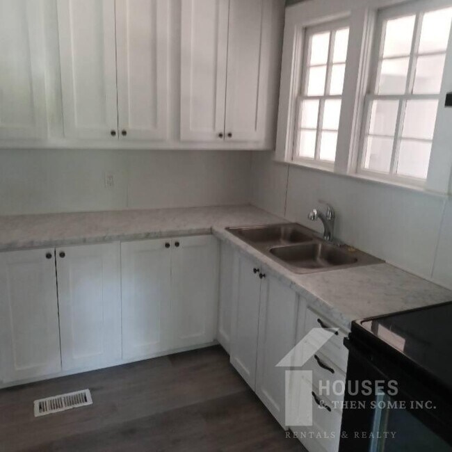 Foto del edificio - 104 Cooksey Ave