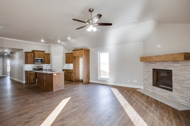 Foto del edificio - Wonderful 4 Bed, 2 Bath in Wolfforth!