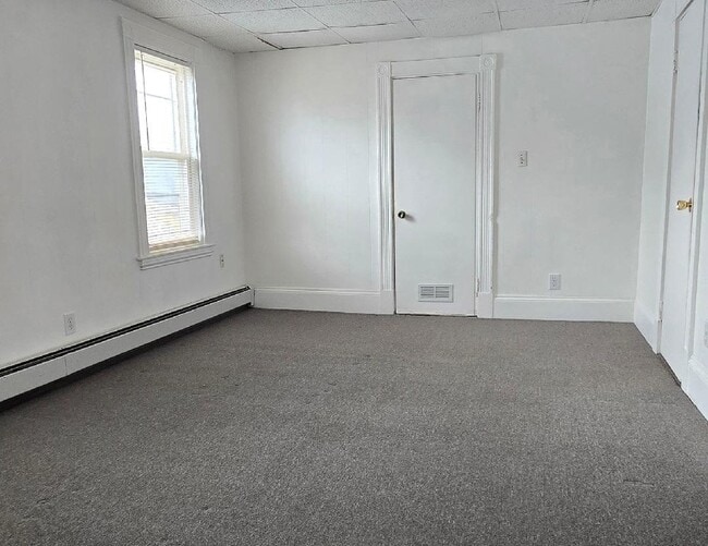 Building Photo - 52 Newhall St