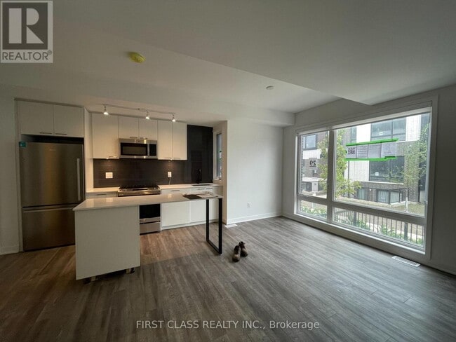 Building Photo - 20-TH20 Ed Clark Gdns