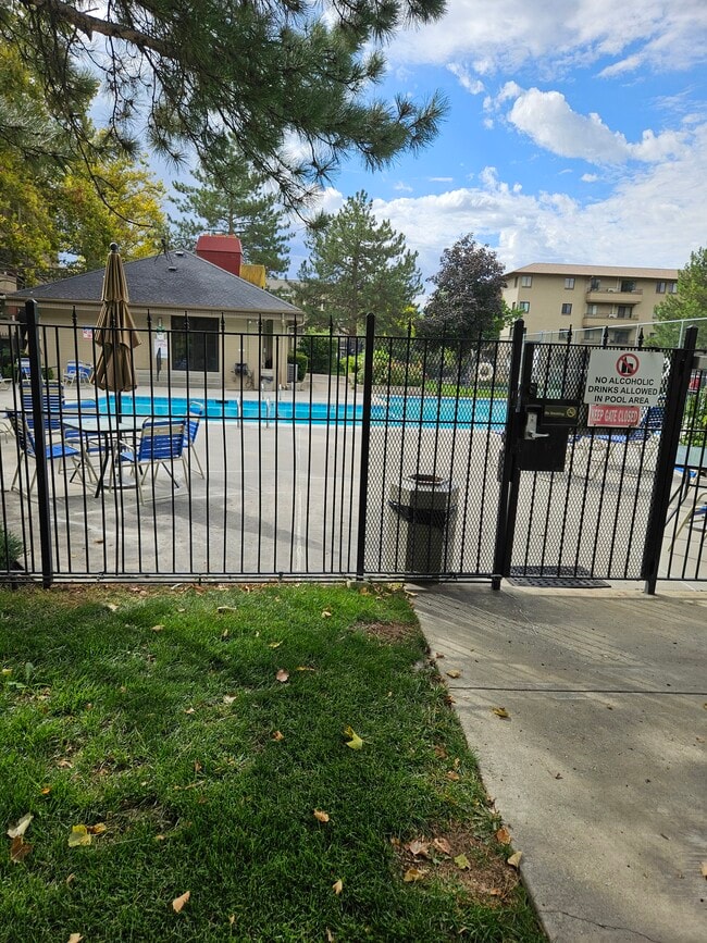 Foto del edificio - 530 S 400 E