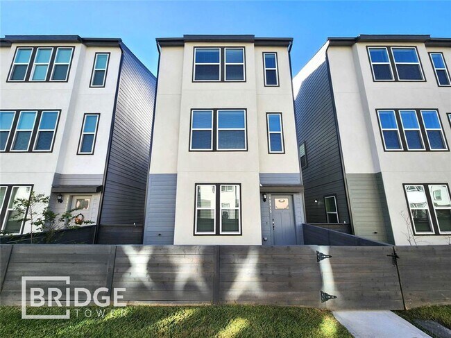 Foto del edificio - 18415 Idyllic Aly