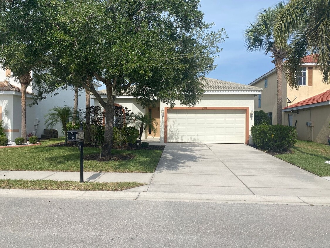 Primary Photo - 2677 Blue Cypress Lake Ct