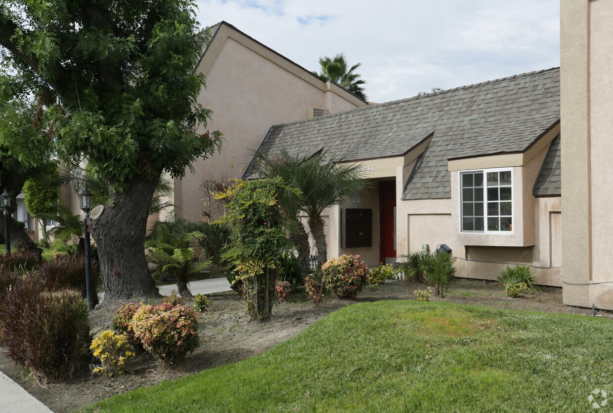 11051 Barnwall St, Norwalk, CA 90650 Apartments in Norwalk, CA