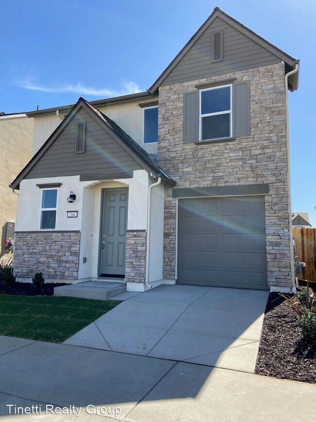 Building Photo - 3 br, 2.5 bath House - 268 Sullivan Dr.