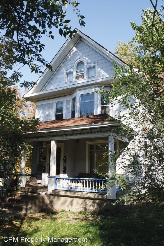 Primary Photo - 2701 Delaware St SE