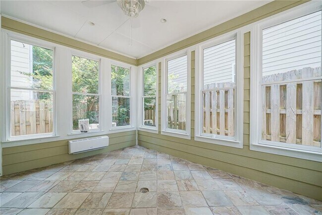 Foto del edificio - 2226 Wayside Dr