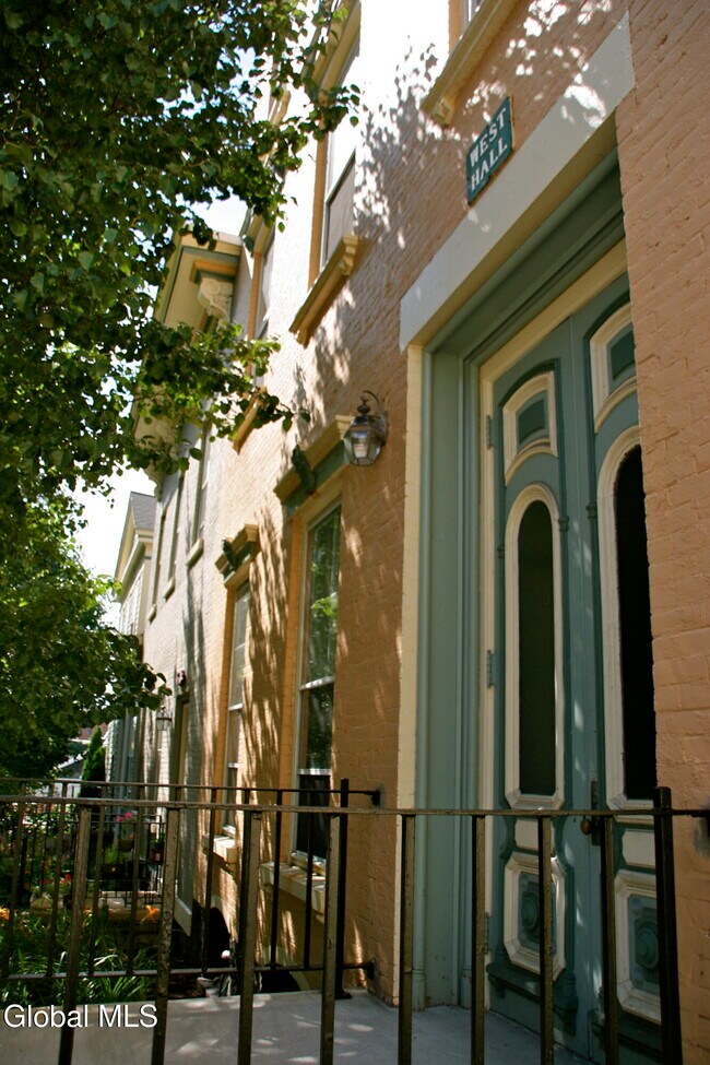 Foto del edificio - 73 Spring St