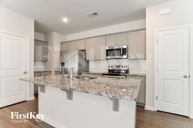 Foto del edificio - 2058 Cypress Village Dr NW