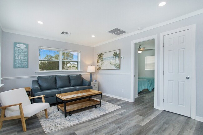 Foto del edificio - 800 108th Ave N