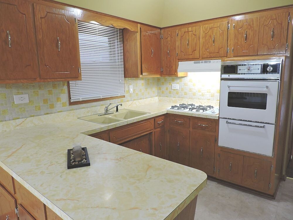 Primary Photo - 4120 W 47th St