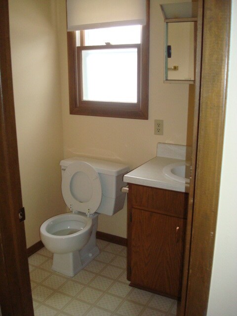 Foto del edificio - 2308 Mayflower Ave