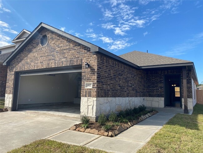 Building Photo - 802 Faison Ct