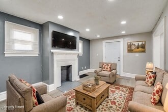 Building Photo - 920 Bloomfield Ave