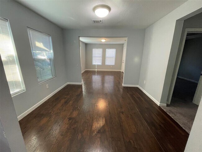 Foto del edificio - 4206 Shelby Cir