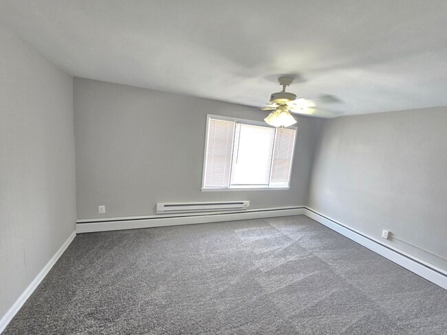 Building Photo - 5122 Plainfield Ave