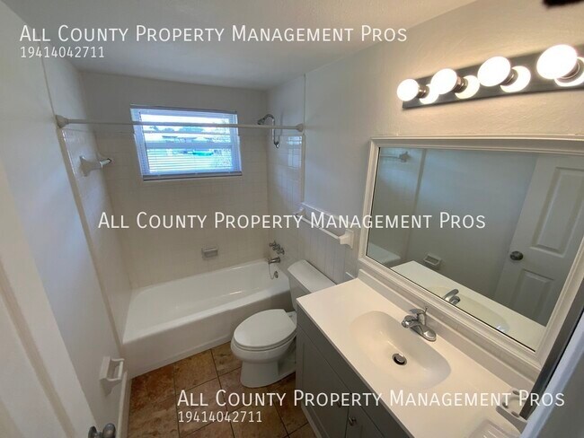 Building Photo - 5859 Olive Ave