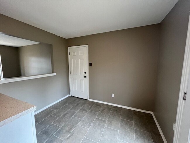 Photo - Renovated 3 Bedroom 1 Bath Home for Rent!