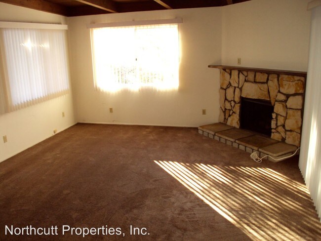 Building Photo - 3 br, 2 bath House - 6896 50th St.