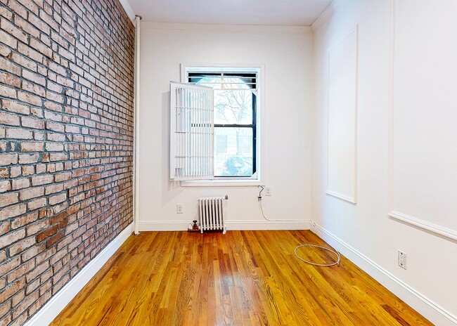 Building Photo - West 147th Street