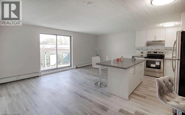 Building Photo - 6287 O'Neil St