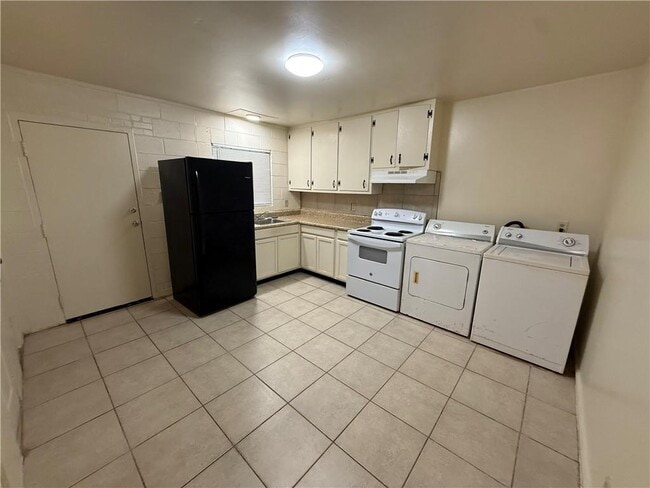 Foto del edificio - 726 Bankhead Pl