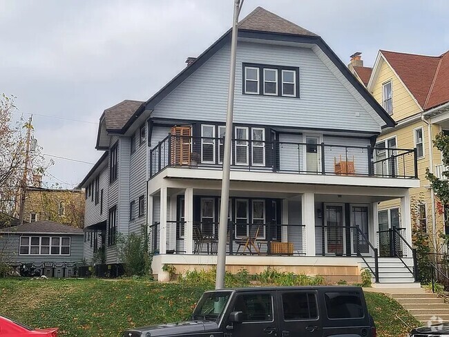 Building Photo - 1629-1631 N Franklin Pl