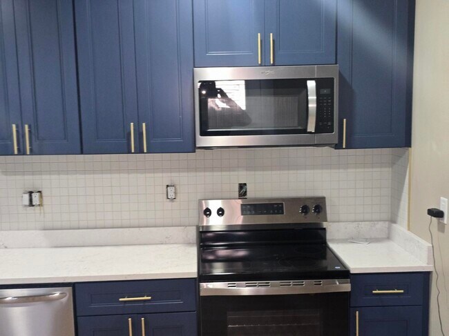 Foto del edificio - 2122 N Pine St