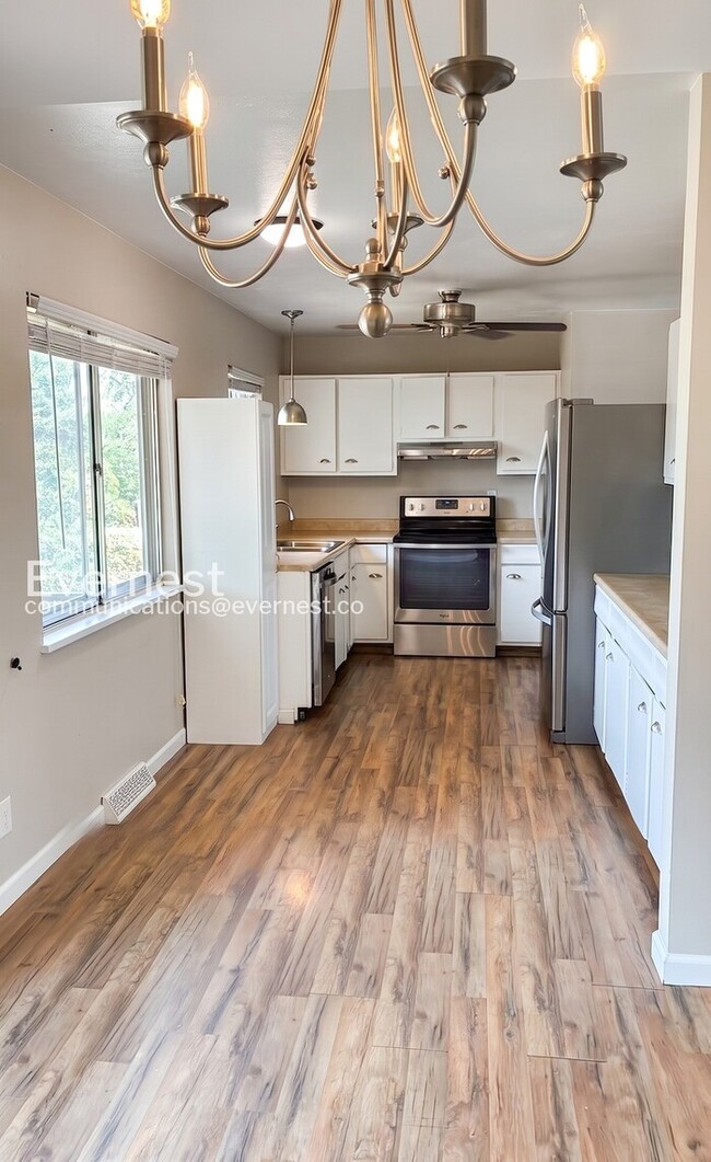 Foto del edificio - 1629 26th Ave Ct