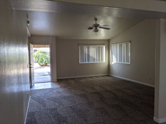 Foto del edificio - 3 Bedroom House in Mohave Valley!