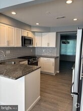 87 Amity Dr