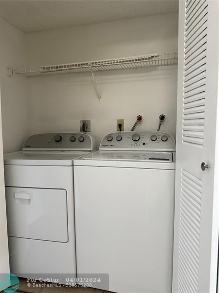 Foto del edificio - 2226 N Cypress Bend Dr