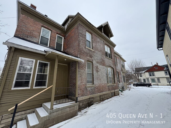 Foto del edificio - 405 N Queen Ave