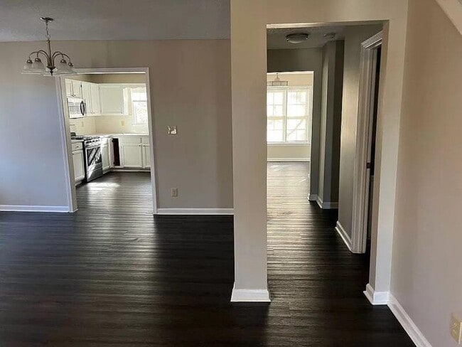 Building Photo - 1955 McAdoo Ct