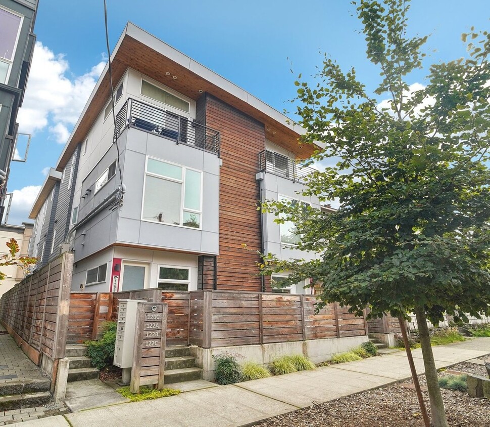 Primary Photo - Capitol Hill Townhome