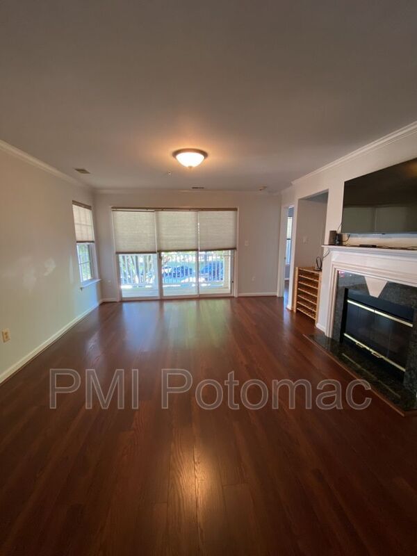 13109 Millhaven Pl Unit Apt H, Germantown, MD 20874 Condo for Rent in