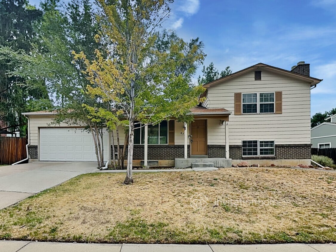 Primary Photo - 8770 Lamar Dr