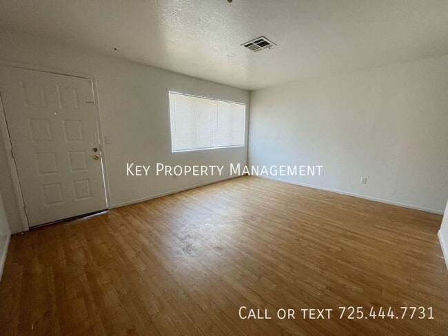 Building Photo - 1 BED 1 BATH CONDO NEARBY NELLIS AIR FORCE...