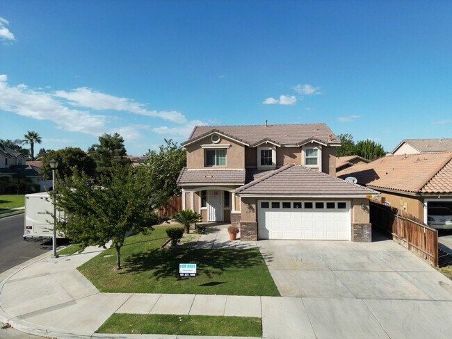 Building Photo - Charming 4-Bedroom, 3-Bathroom Home in Silver Creek