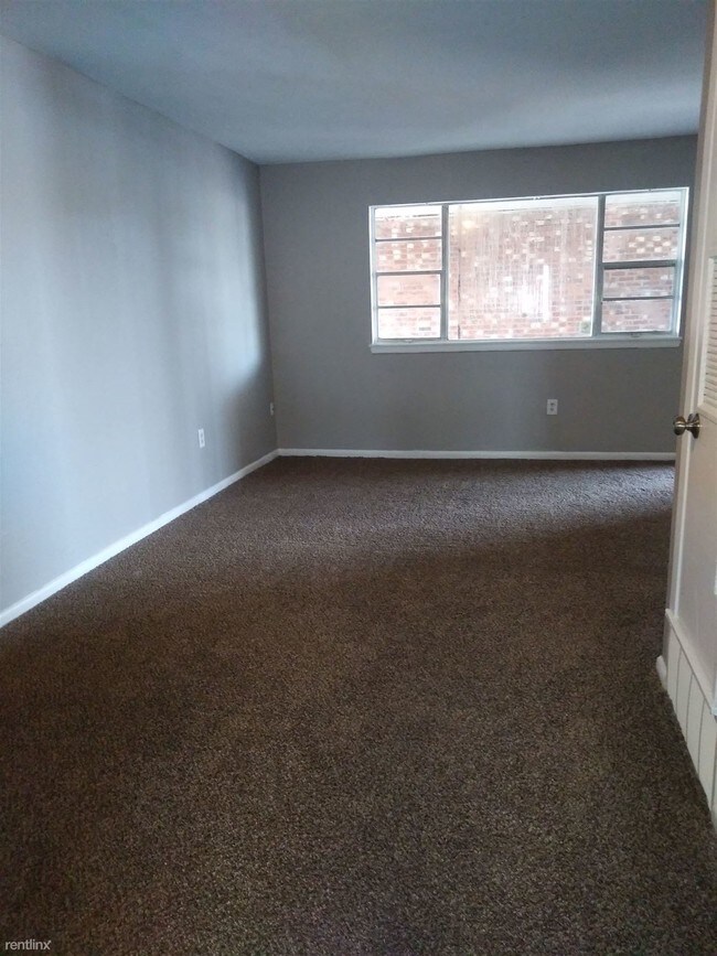 Foto del edificio - 2 br, 1 bath Apartment - Blackbird Apartments