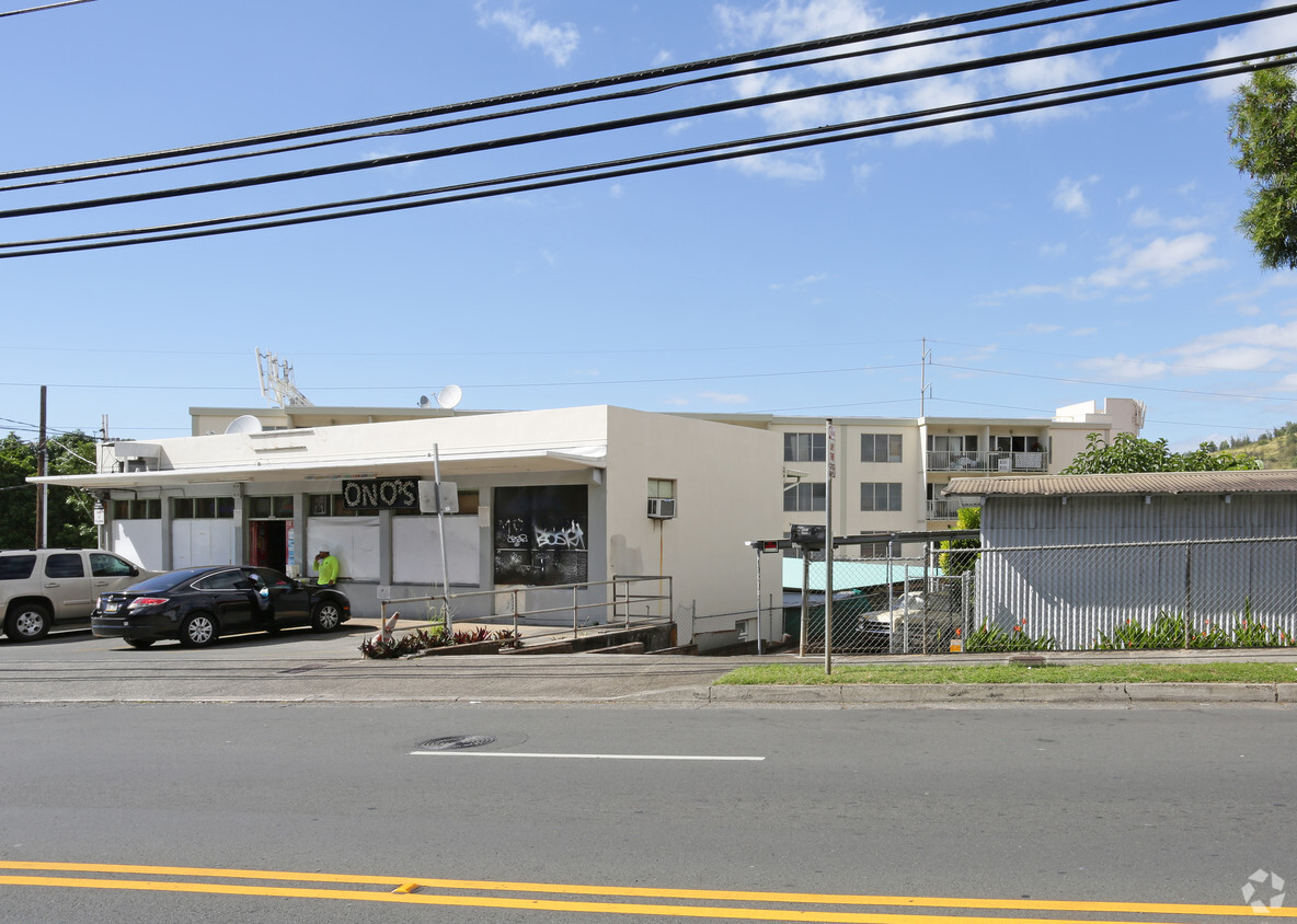 Building Photo - 1912 Kalihi St