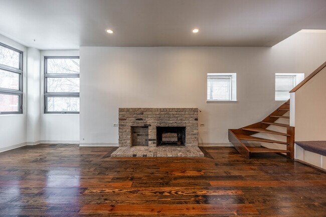 Foto del edificio - 2059 N Clifton Ave