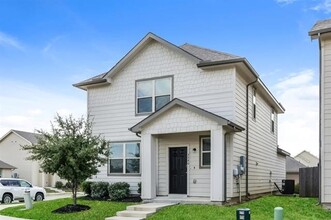 Building Photo - 5540 Eagle Point Dr