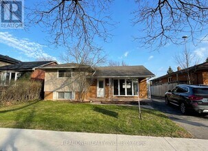 Building Photo - 3486 Rexway Dr