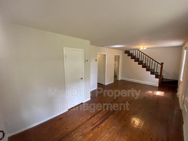 Foto del edificio - 9055 St Anthonys Rd